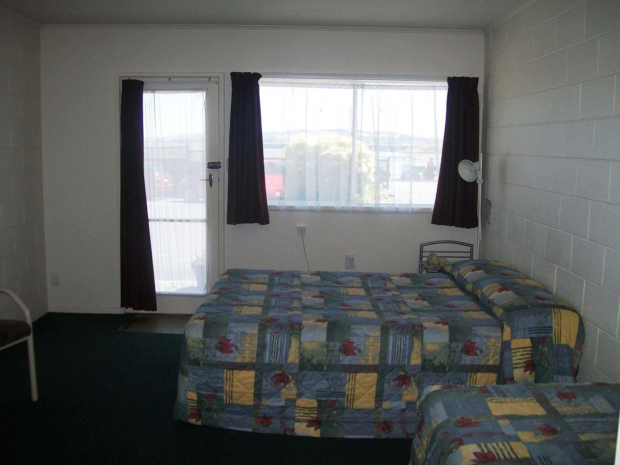 Cedar Court Motel Napier Luaran gambar